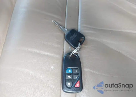 2001 Ford Excursion Limited z USA, uszkodzony, nr VIN 1FMSU43F31EA08680